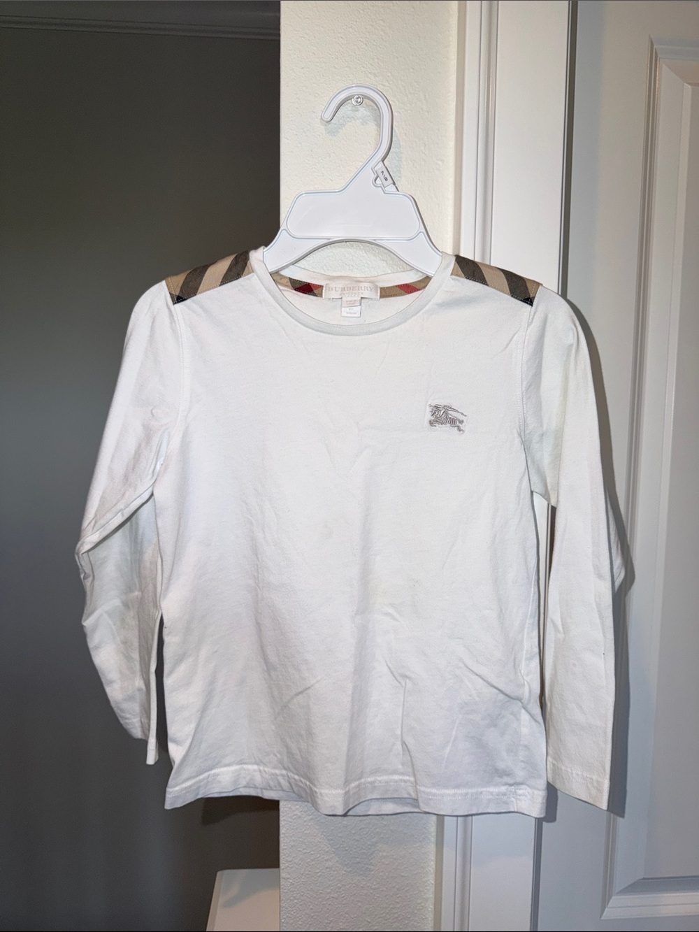 Burberry Kids White Long-Sleeve Top with Iconic Check Trim size 11 Y